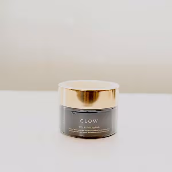 Glow Exfoliating Pads Photo